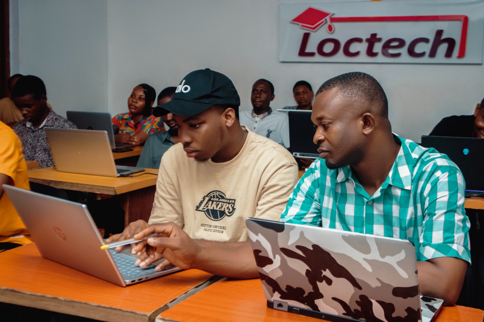 Build Real Tech Skills.
Start Your Career in Tech.